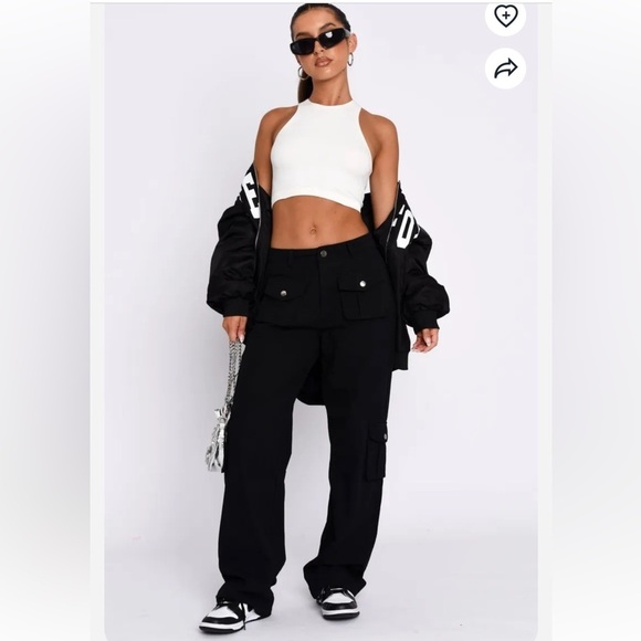 NWT White Fox Clear My Mind Cargo Pants Black Relaxed Fit Size Small BRAND NEW - Picture 2 of 15